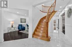 205 HUPFIELD TRAIL | Toronto Ontario | Slide Image Four