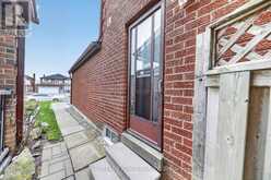 205 HUPFIELD TRAIL | Toronto Ontario | Slide Image Thirty-two