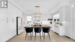 89 ROSSHAVEN CRESCENT | Vaughan Ontario | Slide Image Twelve