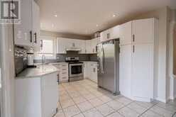 236 SUMMERFIELD DRIVE | Guelph Ontario | Slide Image Sixteen