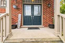 15 - 400 SKYLINE AVENUE | London Ontario | Slide Image Four