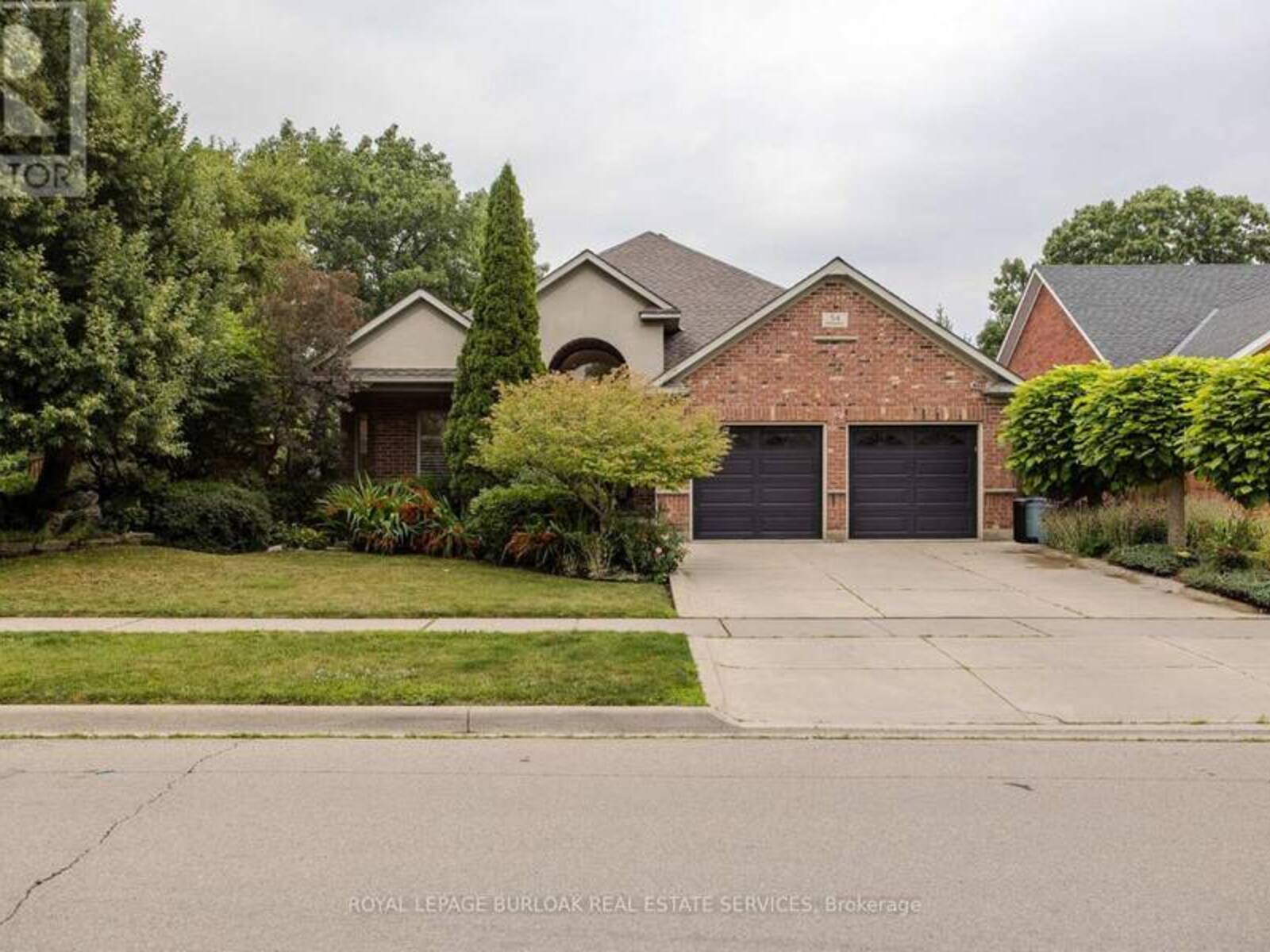 54 WATERWHEEL CRESCENT, Hamilton, Ontario L9H 7B7