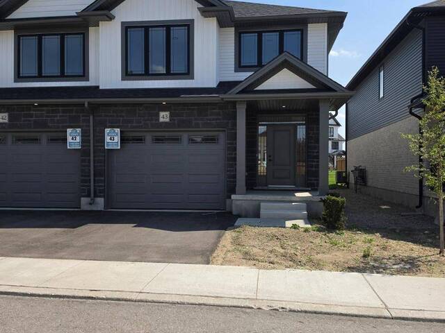 43 - 55 TEAL DRIVE Guelph Ontario, N1C 1G4 - 3 Bedrooms Condo For Sale