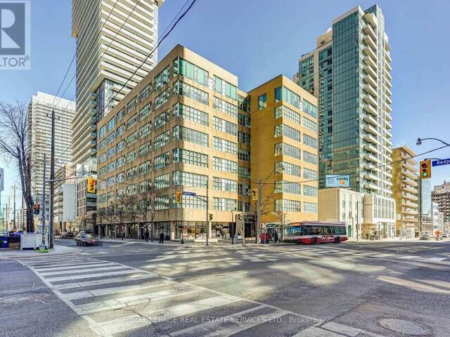 508 - 188 EGLINTON AVENUE E Toronto Ontario, M4P 2X7 - 2 Bedrooms Condo For Sale