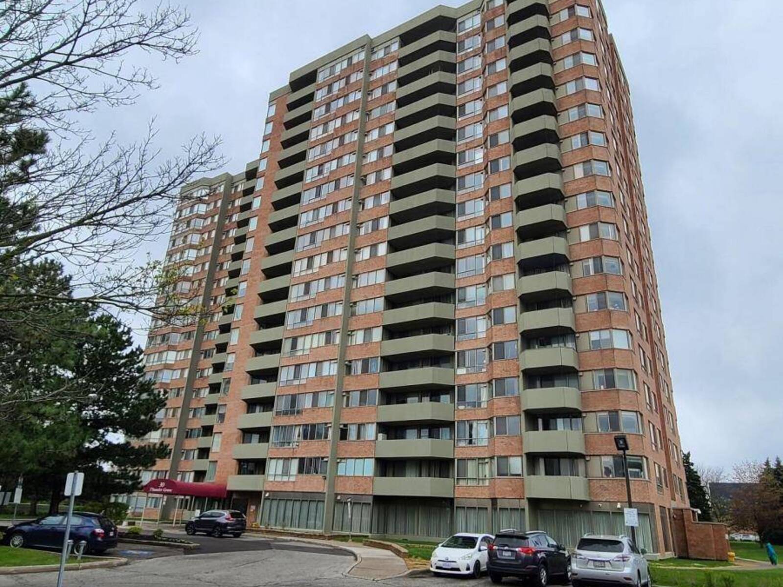 1010 - 30 THUNDER GROVE, Toronto, Ontario M1V 4A3