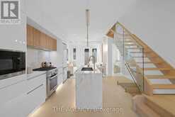 30 HILLHURST BOULEVARD | Toronto Ontario | Slide Image Six