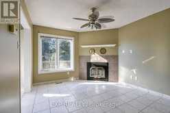 157 LIVINGSTONE STREET W | Barrie Ontario | Slide Image Four