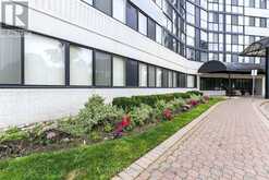 1805 - 1360 RATHBURN ROAD E | Mississauga Ontario | Slide Image Four
