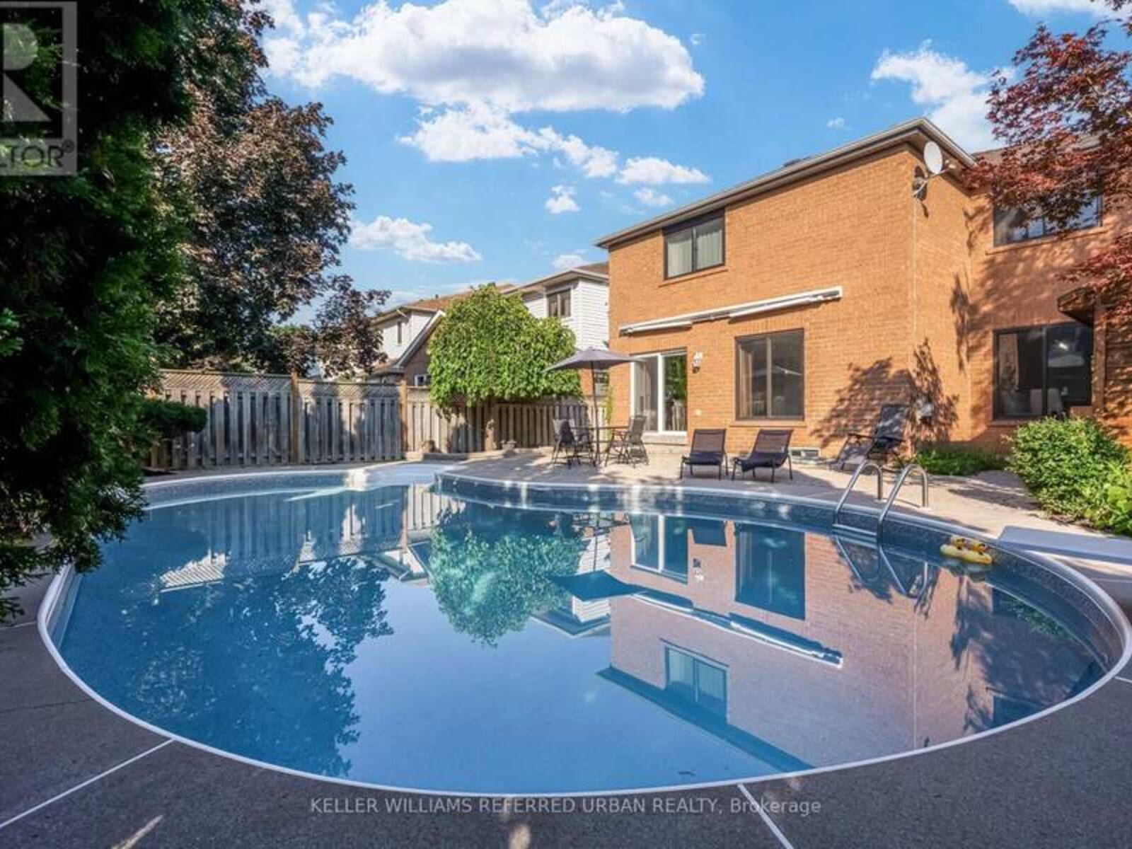 9 STONE STREET, Halton Hills, Ontario L7G 5W6