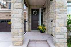 85 AIRD COURT | Milton Ontario | Slide Image Four