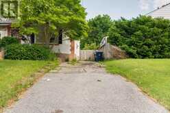37 ADANAC DRIVE | Toronto Ontario | Slide Image Three