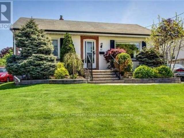 37 ADANAC DRIVE Toronto Ontario, M1M 2E5 - 4 Bedrooms Home For Sale
