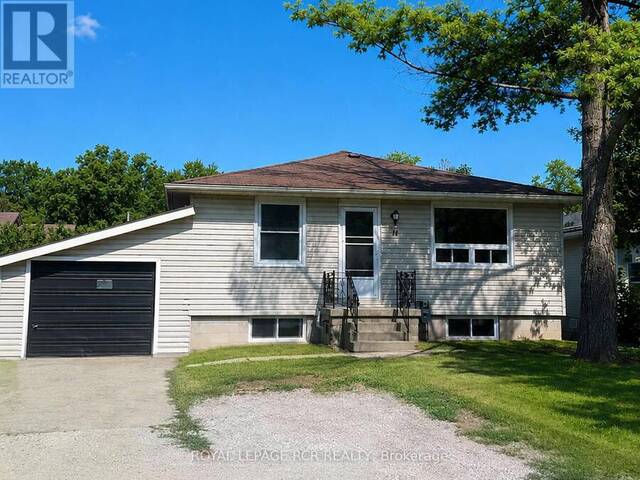 11 JACKSONS POINT AVENUE Georgina Ontario, L0E 1L0 - 3 Bedrooms Home For Sale