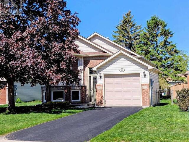 22 DONALD CRESCENT Wasaga Beach Ontario, L9Z 1E1 - 3 Bedrooms Home For Sale