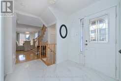 5554 LINWELL PLACE | Mississauga Ontario | Slide Image Five