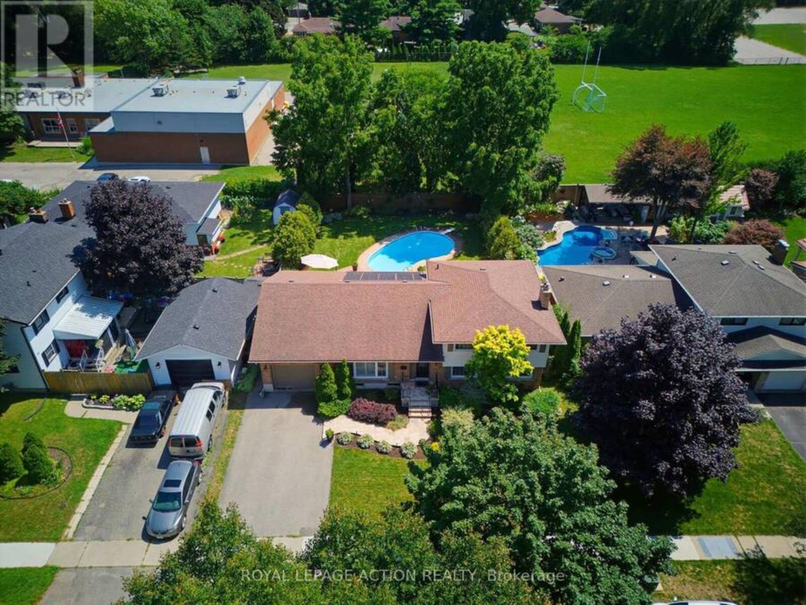 5 MARIGOLD STREET, Brantford, Ontario N3R 5W7