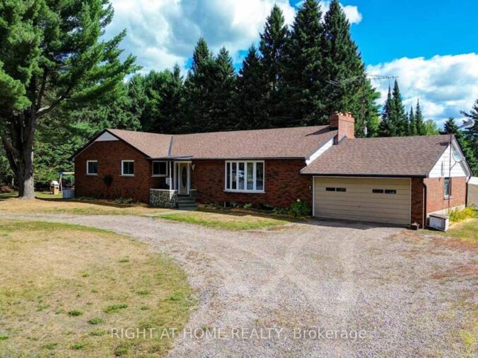 1012 CLEMENT LAKE ROAD, Highlands East, Ontario K0L 3C0
