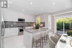 6 VITLOR DRIVE | Richmond Hill Ontario | Slide Image Two