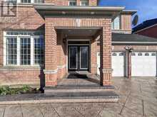 39 GOOD HOPE ROAD | Brampton Ontario | Slide Image Four