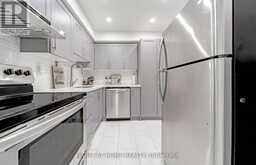 12 LACE FERN WAY | Toronto Ontario | Slide Image Fourteen