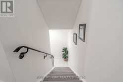 12 LACE FERN WAY | Toronto Ontario | Slide Image Nineteen