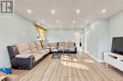 76 GOODERHAM DRIVE | Toronto Ontario | Slide Image Eight