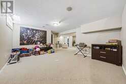 140 COUNTRY CLUB DRIVE | Cambridge Ontario | Slide Image Thirty-one