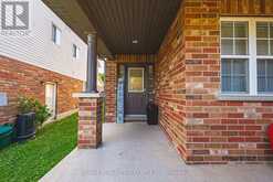 140 COUNTRY CLUB DRIVE | Cambridge Ontario | Slide Image Four