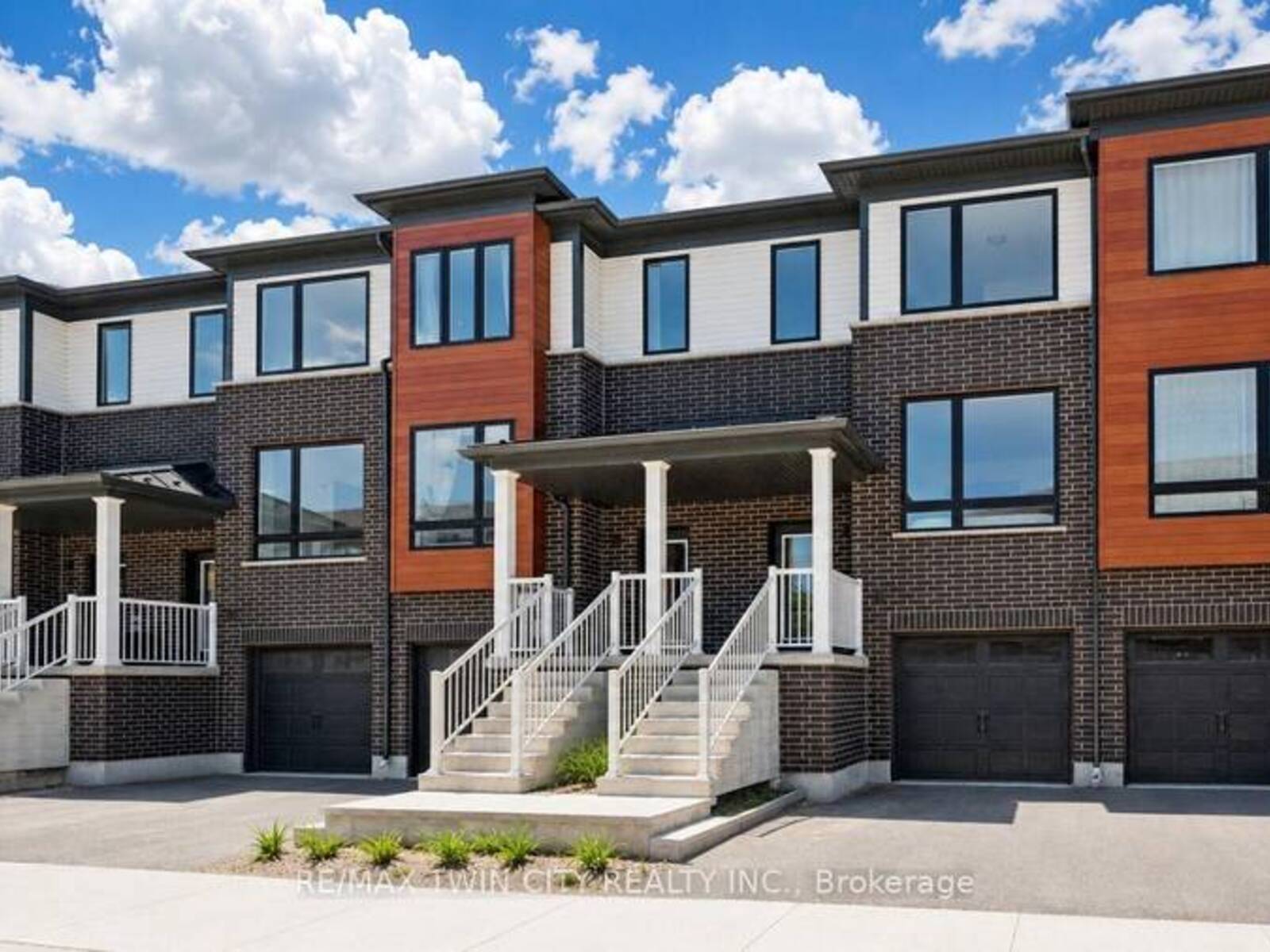 14 SORA LANE, Guelph, Ontario N1E 0T4