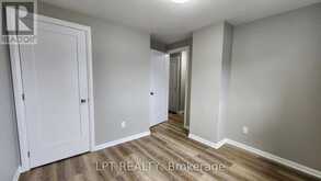 38 CHAUCER CRESCENT | Barrie Ontario | Slide Image Sixteen