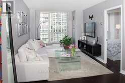 505 - 2287 LAKE SHORE BOULEVARD W | Toronto Ontario | Slide Image Three