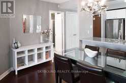 505 - 2287 LAKE SHORE BOULEVARD W | Toronto Ontario | Slide Image Four
