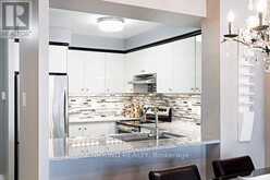 505 - 2287 LAKE SHORE BOULEVARD W | Toronto Ontario | Slide Image Seven