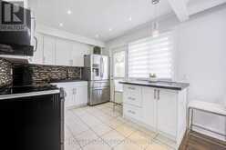 49 BOWERBANK DRIVE | Toronto Ontario | Slide Image Thirteen