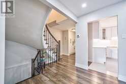 61 TROTHEN CIRCLE | Markham Ontario | Slide Image Eight