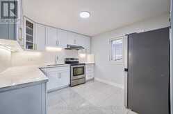 61 TROTHEN CIRCLE | Markham Ontario | Slide Image Nine