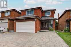 35 ROYAL PALM DRIVE | Vaughan Ontario | Slide Image Two