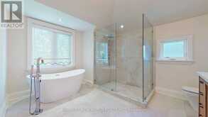 302 JOHNSTON AVENUE N | Toronto Ontario | Slide Image Twenty-four