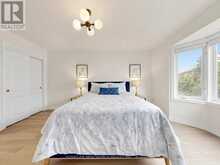 7 MONACO CRESCENT | Richmond Hill Ontario | Slide Image Thirty-two