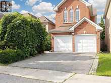 7 MONACO CRESCENT | Richmond Hill Ontario | Slide Image Three