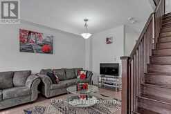 6 FREDERICK PEARSON STREET | East Gwillimbury Ontario | Slide Image Three