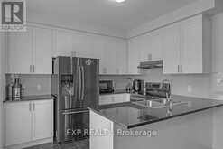 6 FREDERICK PEARSON STREET | East Gwillimbury Ontario | Slide Image Six