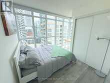 1806 - 15 ICEBOAT TERRACE | Toronto Ontario | Slide Image Nine
