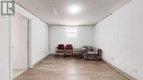 379 ERB STREET W | Waterloo Ontario | Slide Image Sixteen