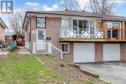 225 PINEWAY BOULEVARD | Toronto Ontario | Slide Image Three