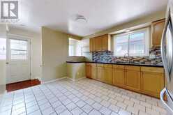 225 PINEWAY BOULEVARD | Toronto Ontario | Slide Image Eight