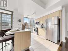 905 - 832 BAY STREET | Toronto Ontario | Slide Image Eight