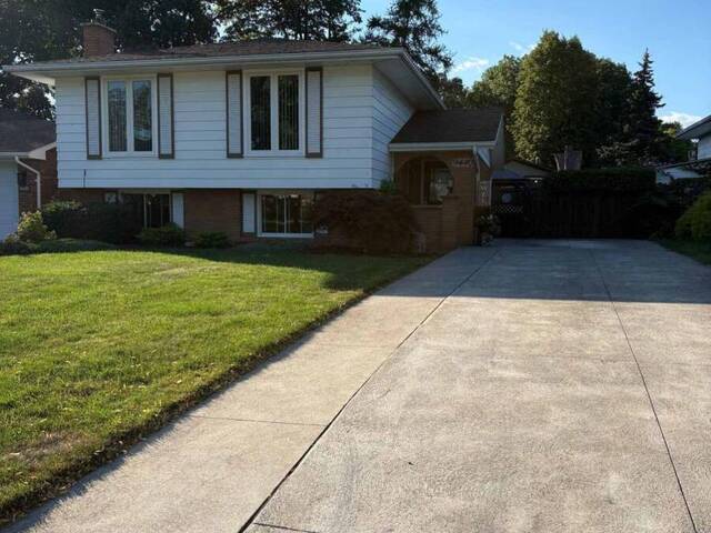 9440 CHESTNUT DRIVE Windsor Ontario, N8R 1G8 - 4 Bedrooms Home For Sale