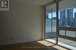 914 - 1 MARKET STREET | Toronto Ontario | Slide Image Seventeen