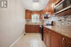 79 FLEETWOOD CRESCENT | Brampton Ontario | Slide Image Sixteen